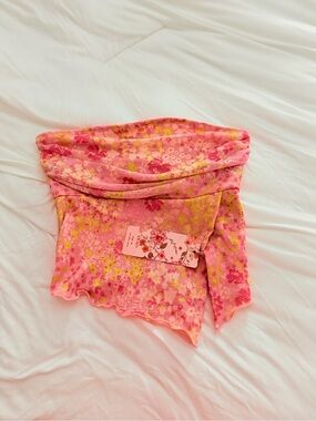 NWT floral top